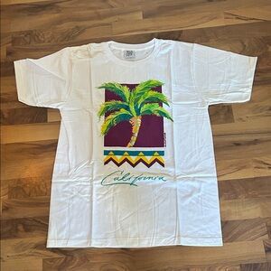 Vtg Wild Oats California palm tree bright colored single stitch t shirt L